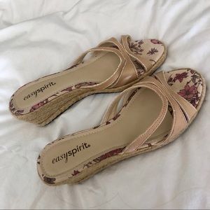 STRAPPY, LOW-HEEL WEDGES